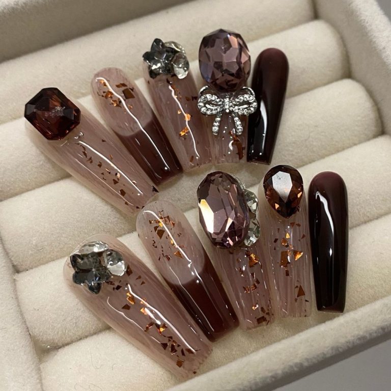 chocolate-nails-glitter-gems-2