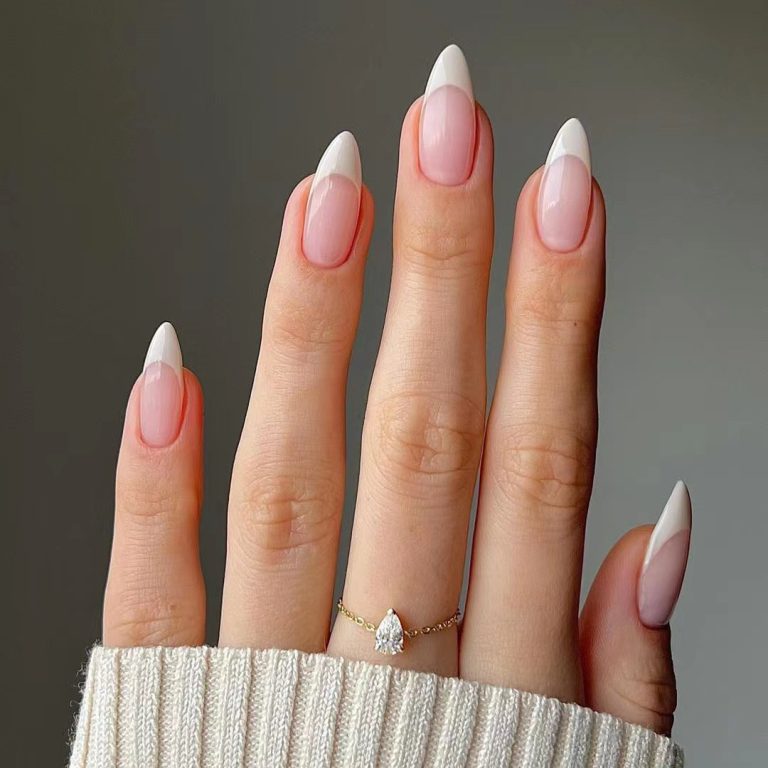 classic-french-manicure-stiletto-shape-1